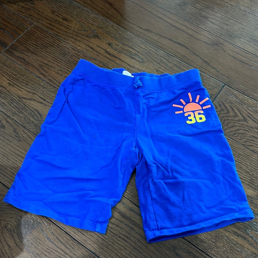 1989 place kids royal blue shorts. Size XL (14)